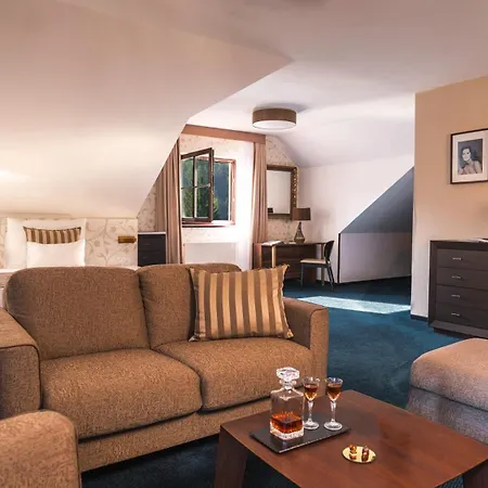Savoy Otel