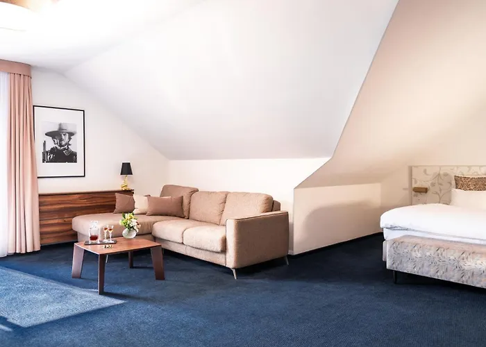 Savoy Hotell 4*